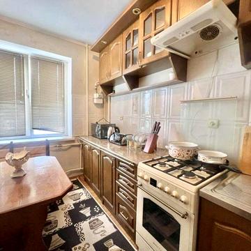 ОРЕНДА 3 кім квартири, вул. Тролейбусна