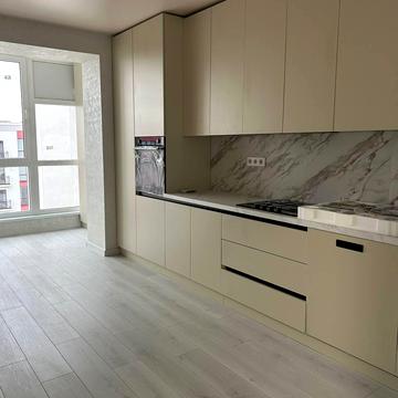 Бастіонна вул., (Будинок 16)