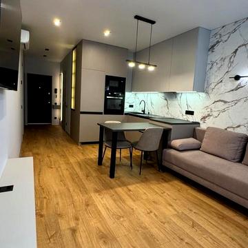 Івана Сльоти вул., 6