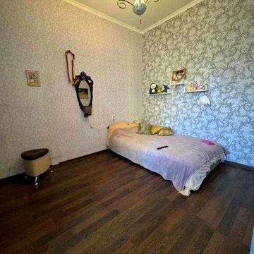 В продажу 2к квартира в історичному центрі з ремонтом