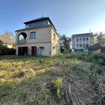 Енергетиків, 10