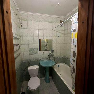 Продаж 1к Квартира Озерна вулиця