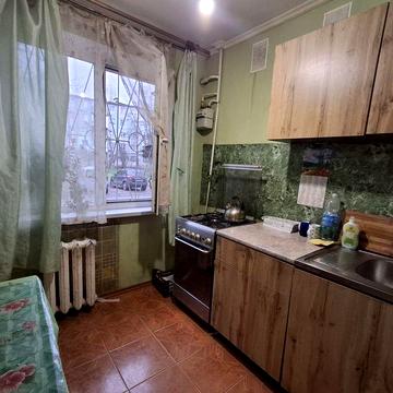 Срочно!!! Черемушки. 3х комн. квартира 61м2. Комнаты раздельные.