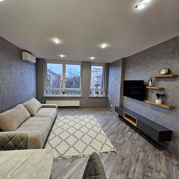 Салютна вул., 2к18