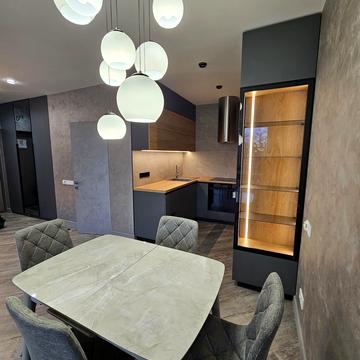 Салютна вул., 2к18