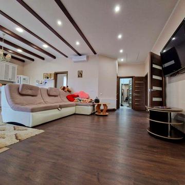 Сдам дом на короткий срок и на длительный 30т