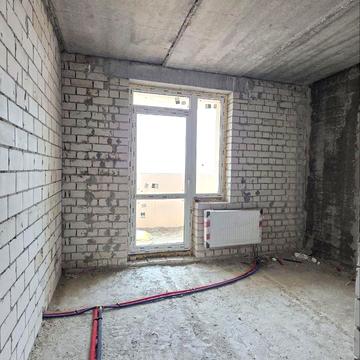 Льва Ландау просп. (50-річчя СРСР), 2Б