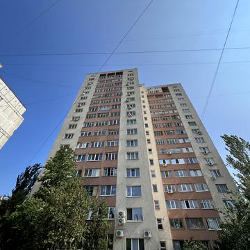 Коробова вул., 8