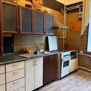 Аренда! 2-кімнатної СТАЛІНКИ