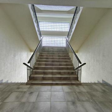 Сергія Мартина вул., 4