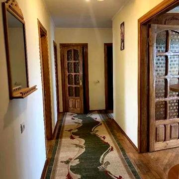 Пропозиція оренди 3 кім. квартири по вул. Скорини