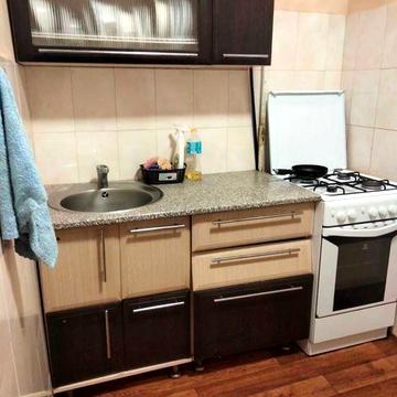 Здам 1к.кв. пр.Червоної Калини 8 в началї масиву