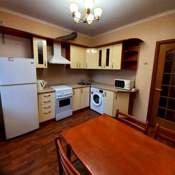 Феодосійський пров., 14