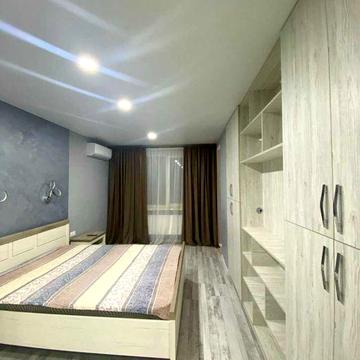 Оренда красивої та просторої квартири. ЖК "Континент"