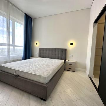 Зарічна вул., 1А