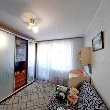 Продам 3-ку чешской планировки на Роганском жилмассиве