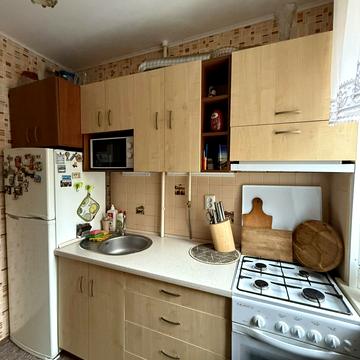 Української Повстанської Армії вул. (Ватутіна), 30/32