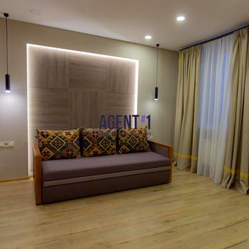 Велика Кільцева вул., 9