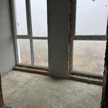 Роксоляни вул., 1