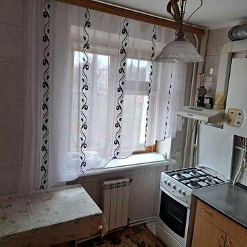 Оренда 3 кімнатної квартири на Космонавтів