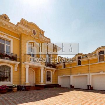 Звіринецька вул., 10