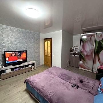 Продаж 2 кімнатної квартири Чешки пр. Миру/ 1 Лінія.