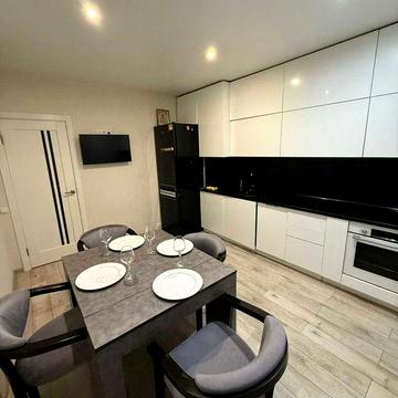 Двохкімнатна квартира 65м.кв.,з якісним ремонтом, меблями, технікою! ЖК Софія Київська