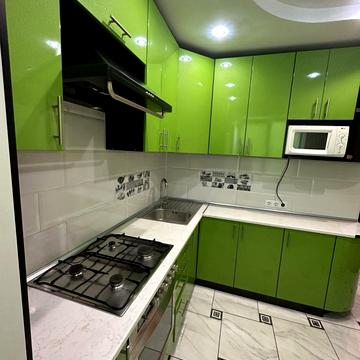 Анатолія Кос-Анатольського вул., 12