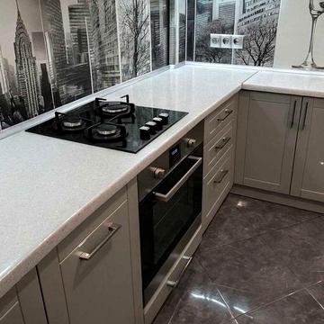 Продається тепла та доглянута 3-кімнатна квартира у цегляному будинку!