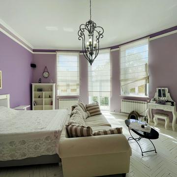 Олександра Кониського вул. (), 4