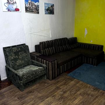 Європейського Союзу просп. (Правди), 64-Б