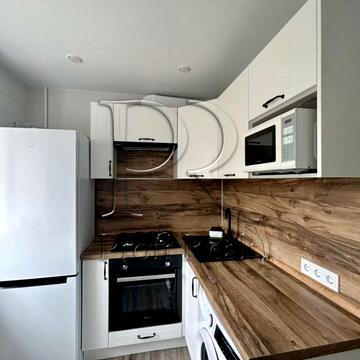 Леся Курбаса просп., 4