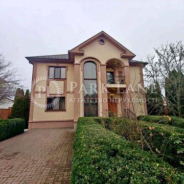 Щасливе. Затишний будинок з ремонтом