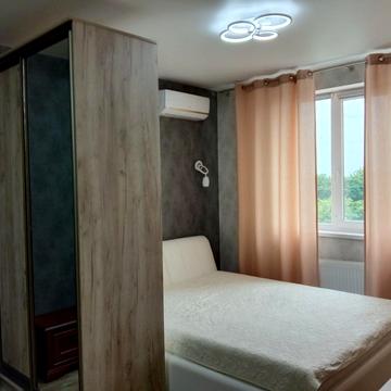 Героїв Харкова просп. (Московський), 264