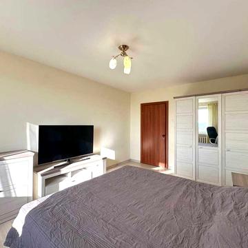 Єлизавети Чавдар вул., 1