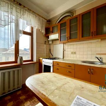 Марії Приймаченко бульв. (Академіка Ліхачова), 6