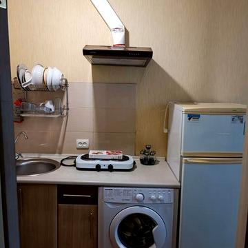 Здам гостинку з меблями та технікою