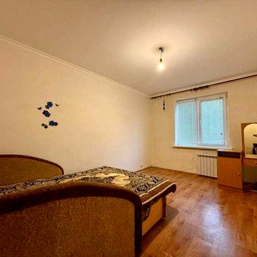 Сдам 3-х комнатную квартиру на ж.м. Коммунар Парус