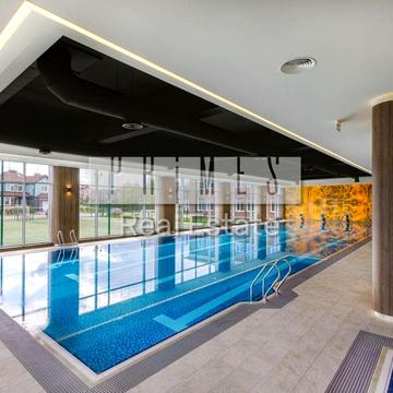 Вишнева вул.