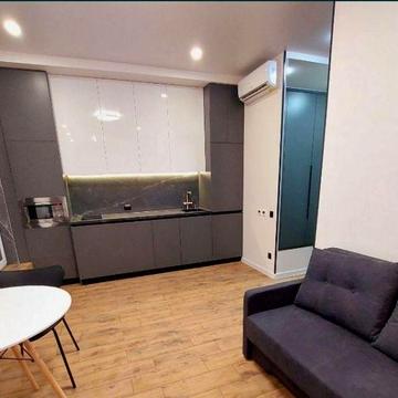 Зоряний бульв., 1м