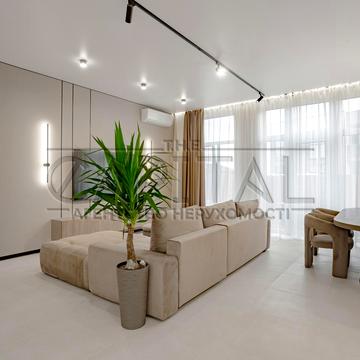 Виноградна вул.