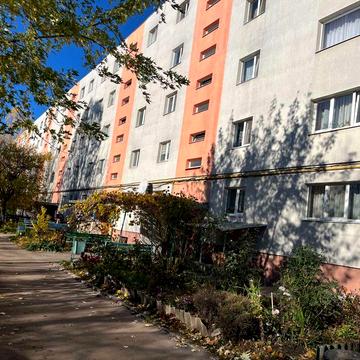 Продається трикімнатна квартира Процишина б.9