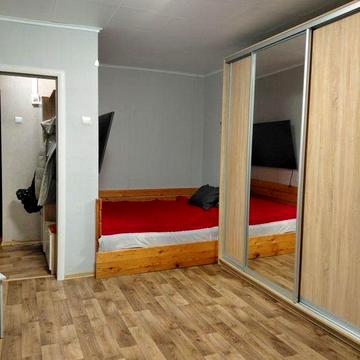 ПШС ,Продам 1 км Квартиру с нишей.  .