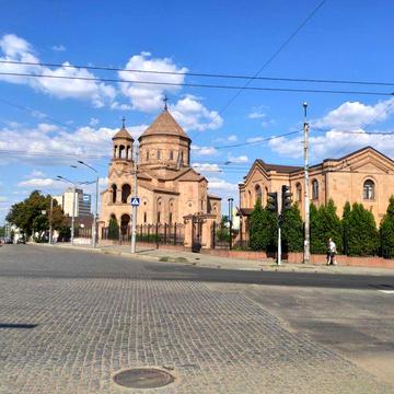 Сдам 3-х к жилье пр Леси Украинки центр рынок .