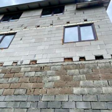 продам будинок місто Рахів вулиця хрестовоздвиженська