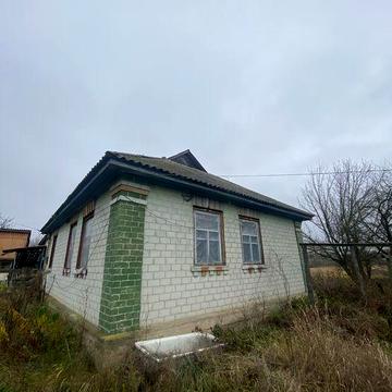 Продам будинок в селі Мостище. Світло  газ. Є маршрутки.