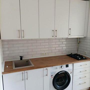 Здається вперше однокімнатна квартира.