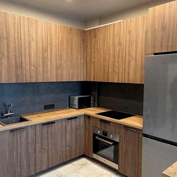 Зоряний бульв., 1м