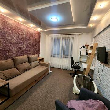 Здам в центрі 1 кімнатну квартиру