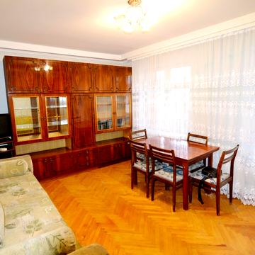 Петра Курінного вул. (Комісара Рикова), 5